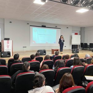 Aile Eğitim Programı Kapsamında Finansal Okuryazarlık Eğitimi Gerçekleştirildi - fotoğraf 1