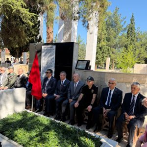 Kurban Bayramı Arefesinde Şehitlik ve Gazi Kabirleri Ziyaret Edildi - fotoğraf 2