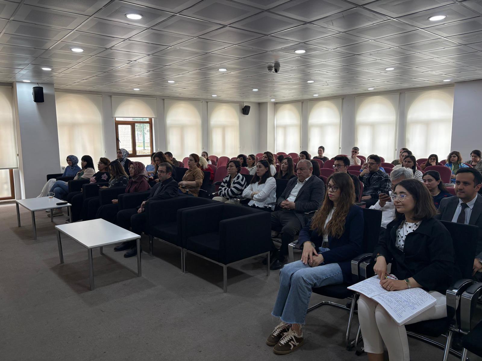 Bakanlık Koordinasyonunda Çevrim İçi Eğitim Gerçekleştirildi