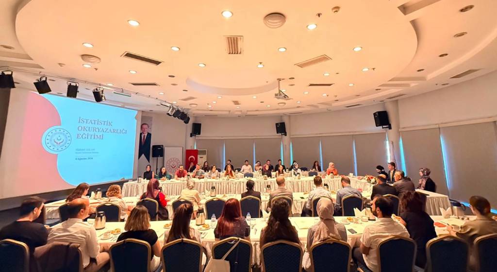 İstatistik Okuryazarlığı Eğitim Programı Gerçekleştirildi
