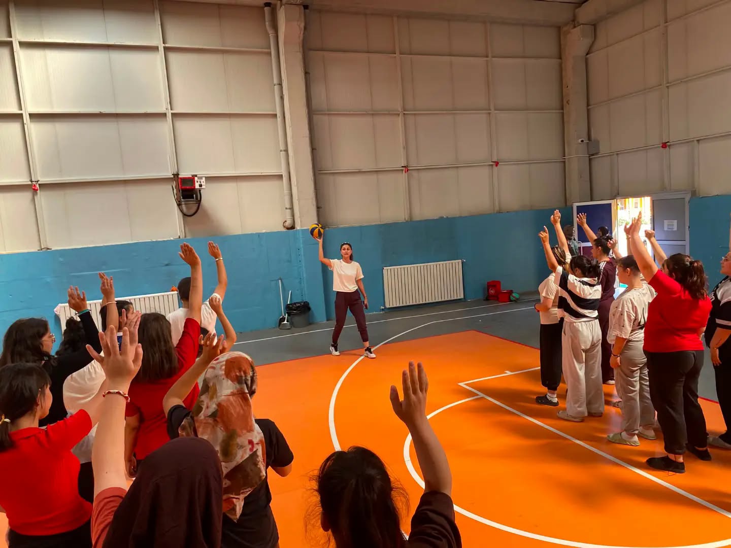Konya Çocuk Evleri Sitesinde Kalan Çocuklarımız, Düzenlenecek Voleybol Turnuvası İçin Hazırlıklara Başladı