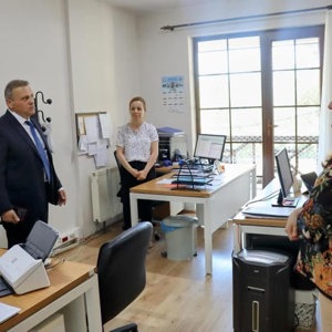 İl Müdürümüz Sami Çiftten Güleç Çocuk Evleri Sitesi Müdürlüğüne Ziyaret - fotoğraf 3