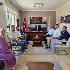 Karabük Sağlık-Sen Şube Başkanı Sezgin Aydoğmuş ve Yönetiminden İl Müdürümüz Sami Çifte Hayırlı Olsun Ziyareti - fotoğraf 1