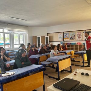Şefaatli ADEM Kursiyerlerine AEP Eğitimi Düzenlendi - fotoğraf 4