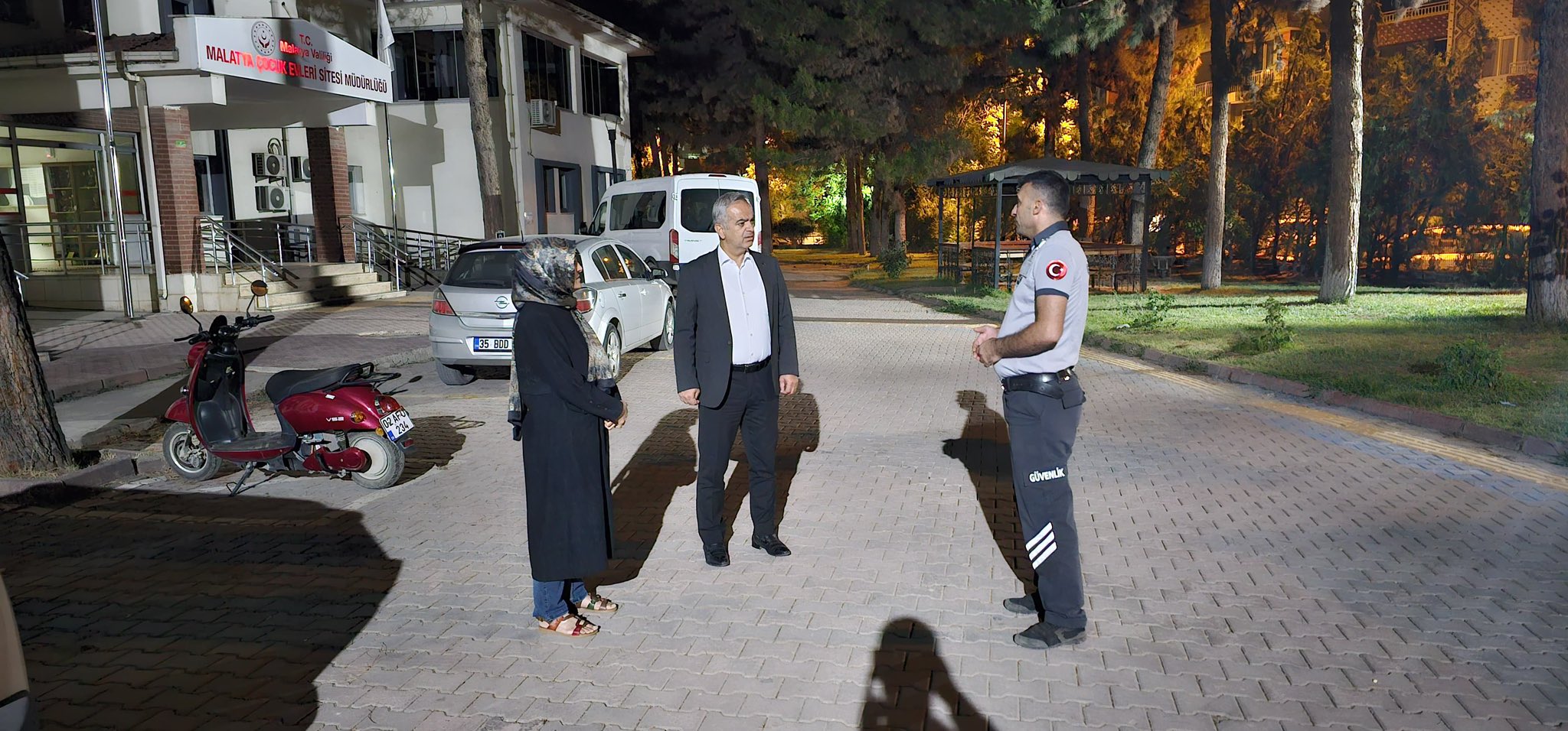 İl Müdürümüz Sayın Ömer Faruk ERGÜN, çocuklara yönelik hizmet verilen kuruluşlarımıza ziyaret gerçekleştirerek incelemelerde bulundu.