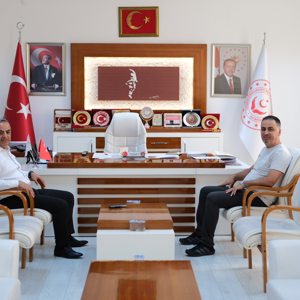 Zonguldak Aile ve Sosyal Hizmetler İl Müdürü Sayın Mehmet Türkmen KÖSE, İl Müdürümüz Sayın Ömer Faruk ERGÜN' e ziyaret gerçekleştirdi - fotoğraf 1
