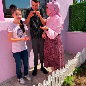 Sevgiyle üretiyor, paylaşarak çoğalıyoruz. - fotoğraf 1