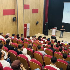 Bağımlılıkla Mücadelede Batman Modeli Evlenecek Gençlerle Buluştu - fotoğraf 1