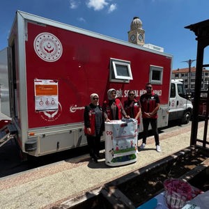 Mobil Sosyal Hizmet Aracımız Sahada! - fotoğraf 3
