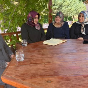 Gönüllere Dokunan Sohbet  - fotoğraf 1