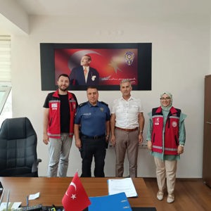 Aziz Şehidimiz Metin ÇOBAN'ın Şehadet Günü Münasebetiyle Kıymetli Ailesi, Kahraman Gazilerimiz Ayhan AÇIKGÖZ ile Ayhan GÜNEY Ziyaret Edilmiştir  - fotoğraf 1