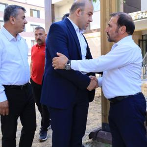 İl Müdürümüz Sayın Abdulhalim Ünalan aziz şehitlerimizden Şehit Polis Salih Zengin ve Erzincan Şehit Aileleri Derneği Başkanı Sn. Abdulkadir Zengin’in vefat eden kıymetli babaları Mehmet Zengin için taziye ziyaretinde bulundu. - fotoğraf 1