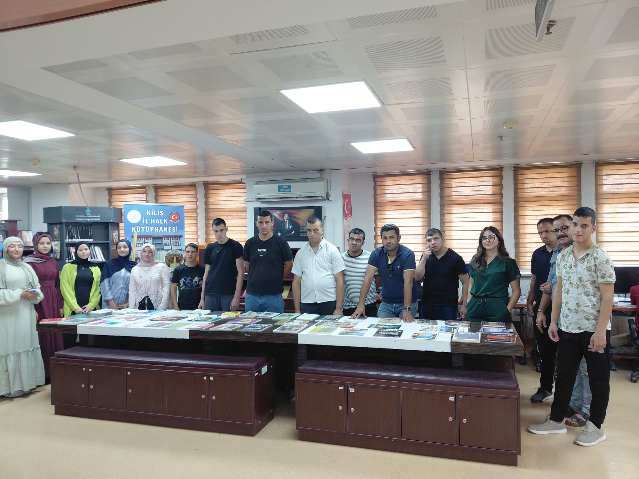 Hacı Salih ve Mine Kara Engelsiz Yaşam Merkezi’nden İl Halk Kütüphanesi’ne Anlamlı Ziyaret