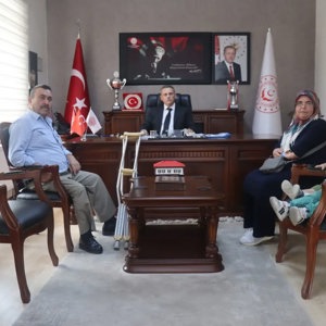  Safranbolu Engelliler Derneği Başkanı Orhan Kayabaşından İl Müdürümüz Sami Çifte Hayırlı Olsun Ziyareti - fotoğraf 1