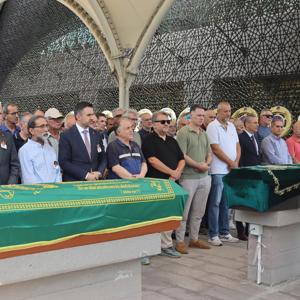 İl Müdürümüz Sn. Ömer Turan, Koruyucu Ailemiz Ayşe Tulumbacı’nın Cenaze Törenine Katıldı - fotoğraf 2