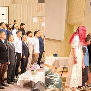 “Bizim Çocuklar Güzel Oynuyor” Tiyatro Ekibimiz “Ah Şu Ergenler” Oyununu Sahneledi - fotoğraf 2