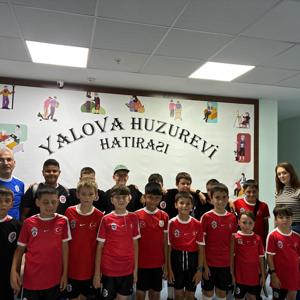 Nesiller Arasında Sevgi Köprüsü: Gençlerimiz Huzurevi Sakinlerimizle Buluştu - fotoğraf 2