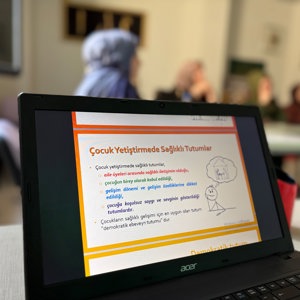 Modüler Aile Eğitim Programı (AEP) kapsamında "Çocuk Yetiştirme Tutumları" konulu eğitim düzenlendi - fotoğraf 1