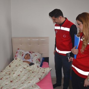 Evde Bakım Yardımı ödemeleri hak sahiplerinin hesaplarına artışlı şekilde yatırılmaya başlandı - fotoğraf 1