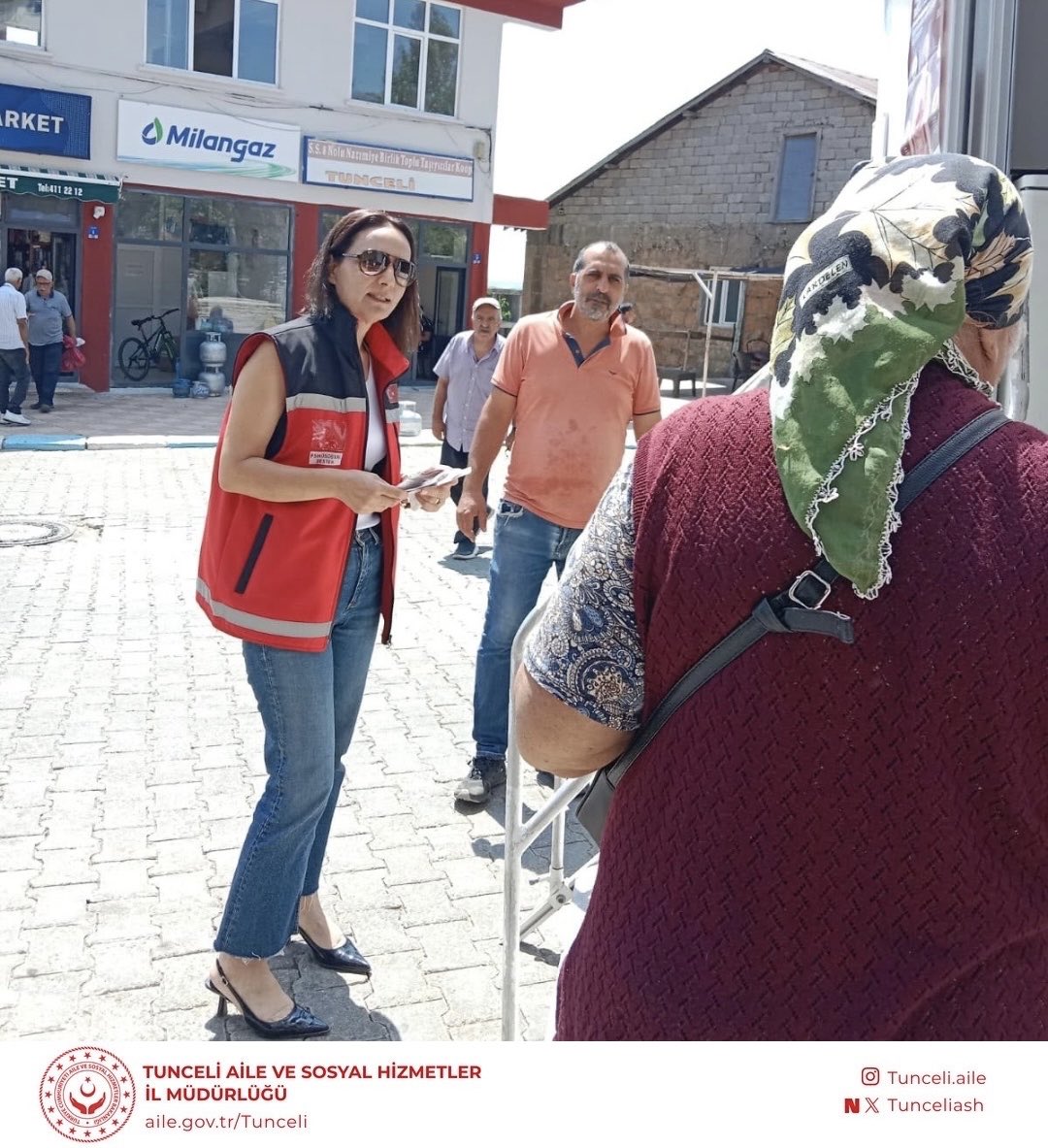 Mobil Sosyal Hizmet Aracımız Nazımiye'de