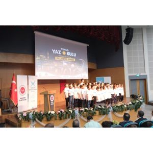 TÜGVA Yaz Okulu Final Töreni Gençlerin Gösterileri ve Büyük Bir Katılımla Gerçekleştirildi - fotoğraf 8