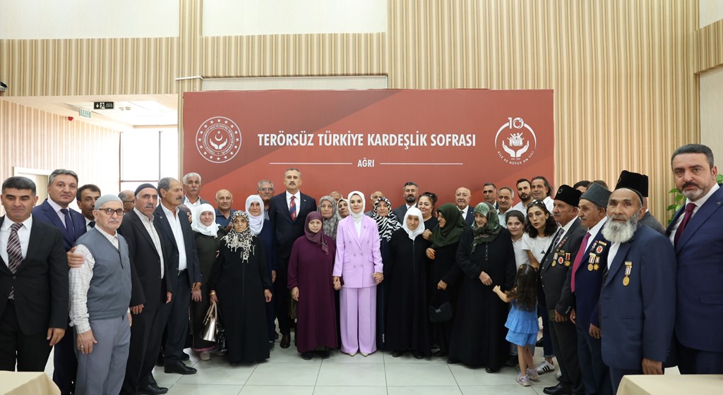 Bakanımız Göktaş, Ağrı'da "Terörsüz Türkiye" süreciyle ilgili konuştu