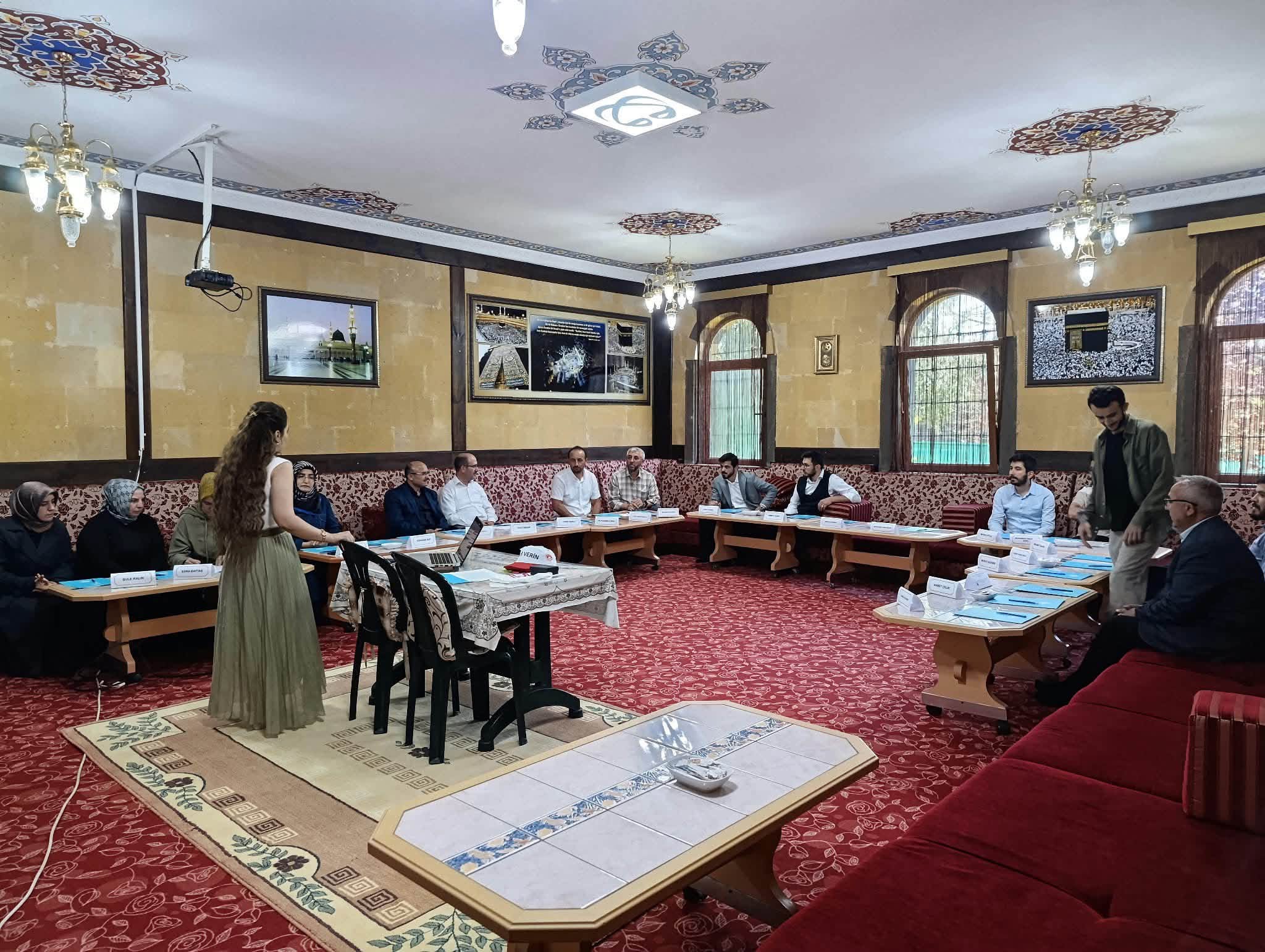 Afet ve Acil Durumlarda Psikolojik İlk Yardım Eğitimi