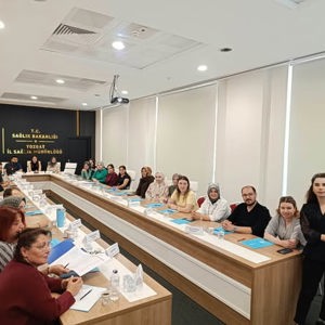 Yozgat İl Sağlık Müdürlüğü Personeline “Psikolojik İlk Yardım” Eğitimi  - fotoğraf 3
