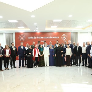 Bakanımız Göktaş: "Terörsüz Türkiye’yi şehit yakınlarımız ve gazilerimizle birlikte inşa ettik” - fotoğraf 9