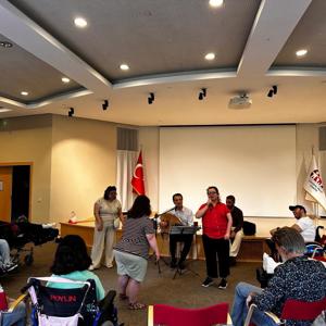 İl Müdürlüğümüz Engelli Hizmetleri Birimi Koordinasyonunda, Kuruluşlarımızda Bakım Hizmetlerinden Yararlanan Bireylerimizle Keyifli Bir Atölye Çalışması Gerçekleştirdik - fotoğraf 3