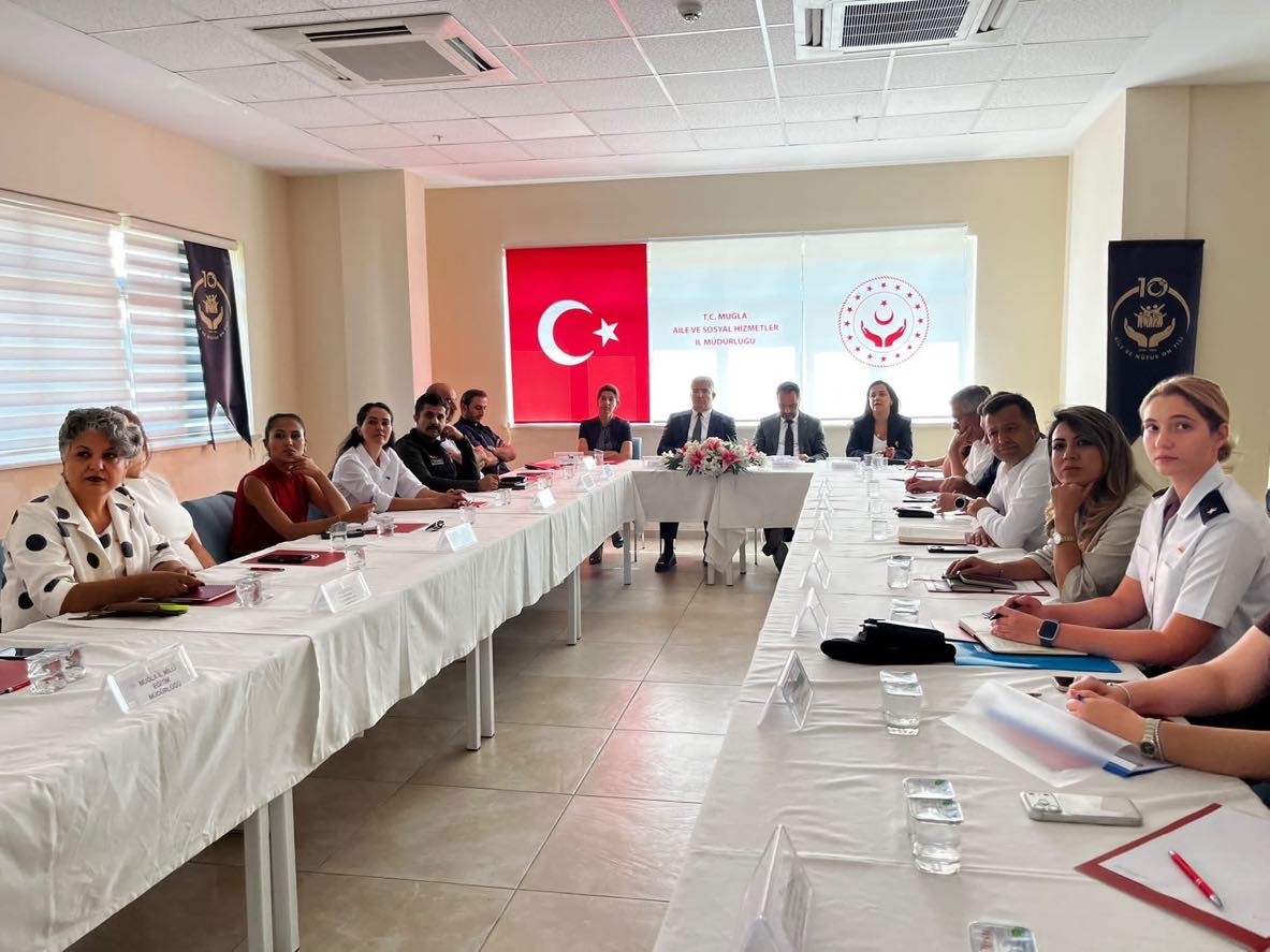Kadına Yönelik Şiddetle Mücadelede Kurumlar Arası Koordinasyon Güçlendiriliyor Kadına Yönelik Şiddetle Mücadele İl Koordinasyon, İzleme ve Değerlendirme Toplantısı, Vali Yardımcımız Sayın A. Ferhat ÖZEN başkanlığında, Müdürlüğümüzde gerçekleştirildi. 