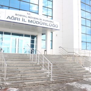 İl Müdürümüz Erim, Ağrı SGK İl Müdürüne Nezaket Ziyareti - fotoğraf 1