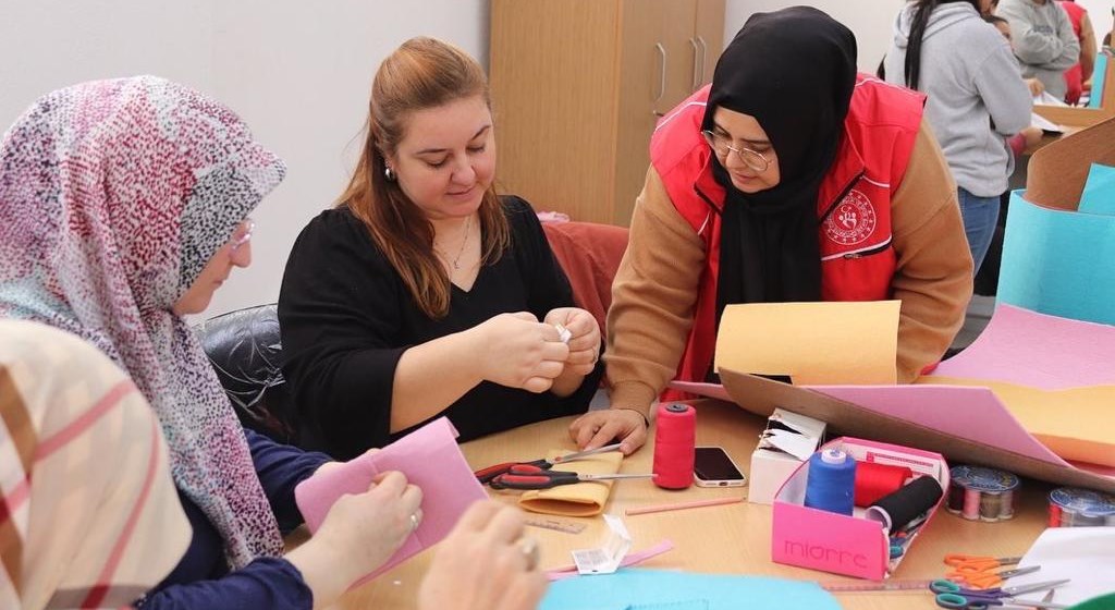 Aile Destek Merkezlerinde bugüne kadar yaklaşık 3,3 milyon kişi yararlandı