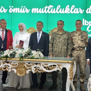 İl Müdürümüz Sayın Naci Yılmaz, Nikâh Merasimine Katıldı İl Müdürümüz Sayın Naci Yılmaz, Şehit Yakınları ve Gaziler Birimi personelimiz ile birlikte, Türkiye Harp Malulü Gaziler, Şehit Dul ve Yetimleri Derneği Osmaniye Şube Başkanı Sayın İsmail Kaba’nın nikâh merasimine katıldı. - fotoğraf 1