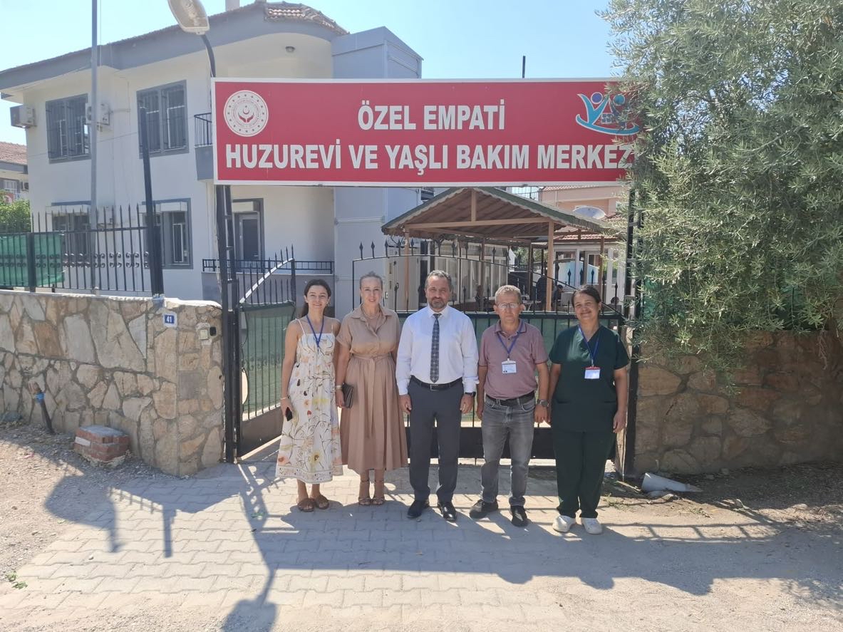 İl Müdürümüz Mahmut SELÇUK, Fethiye Empati Yaşlı Bakım ve Rehabilitasyon Merkezini ziyaret etti. 