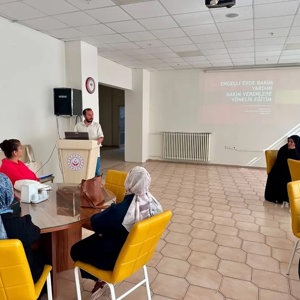 Engelli Bireylerin Ailelerine Yönelik Eğitim Programı Gerçekleştirildi - fotoğraf 2
