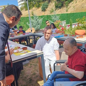 Vali Yardımcımız Sayın Hasan Çimer’in katılımıyla özel bireylerimizle bir araya geldik. - fotoğraf 3