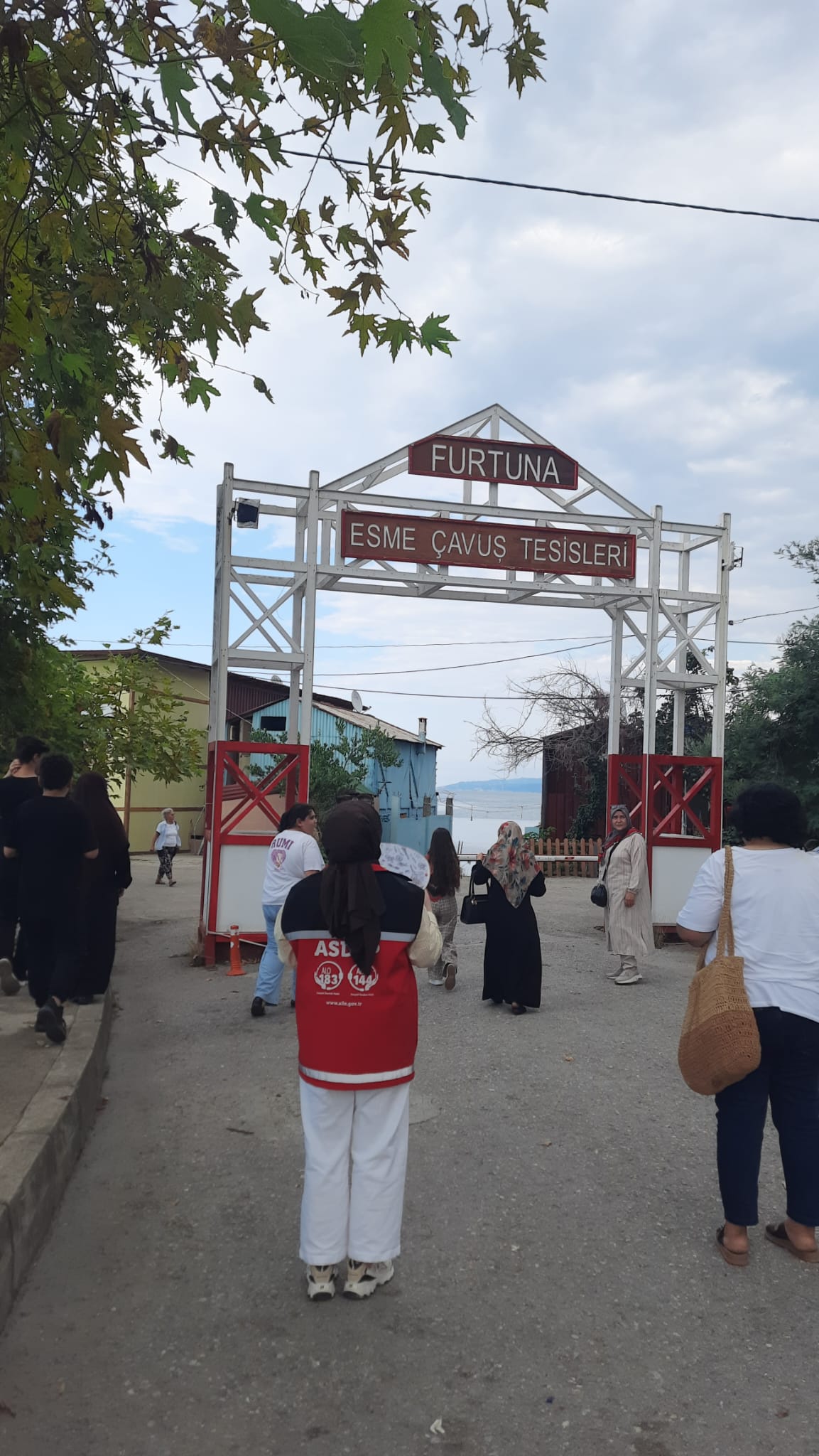 Birlikte Keşfettik, Birlikte Gülümsedik