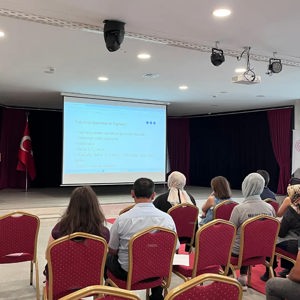 Mesleki Bilgi ve Farkındalıklarını Artırmaya Yönelik Hizmet içi Eğitimler Gerçekleştirildi - fotoğraf 3