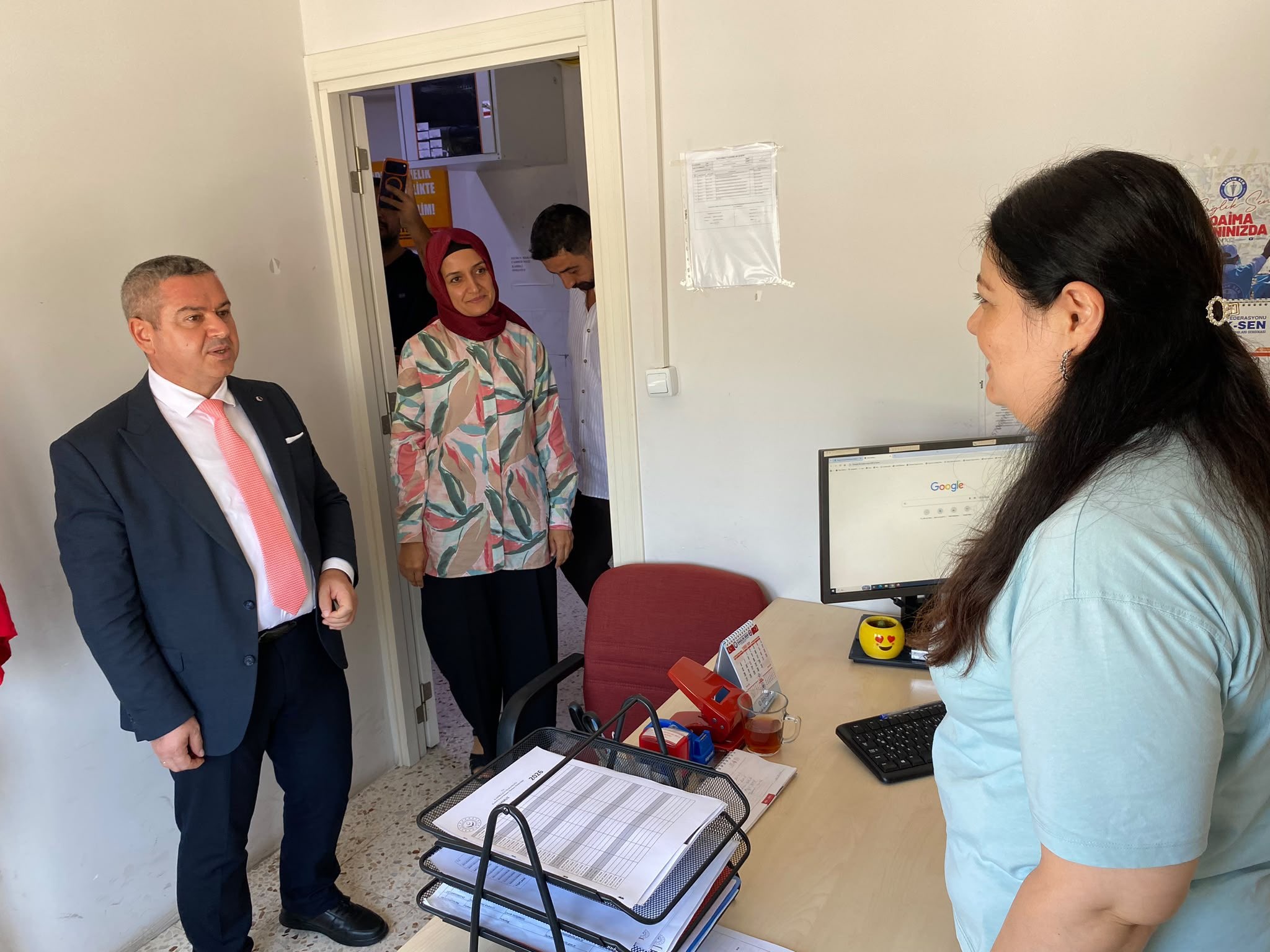 İl Müdürümüz Sayın Naci Yılmaz, Kadirli Sosyal Hizmet Merkezi Müdürlüğünü ziyaret etti.