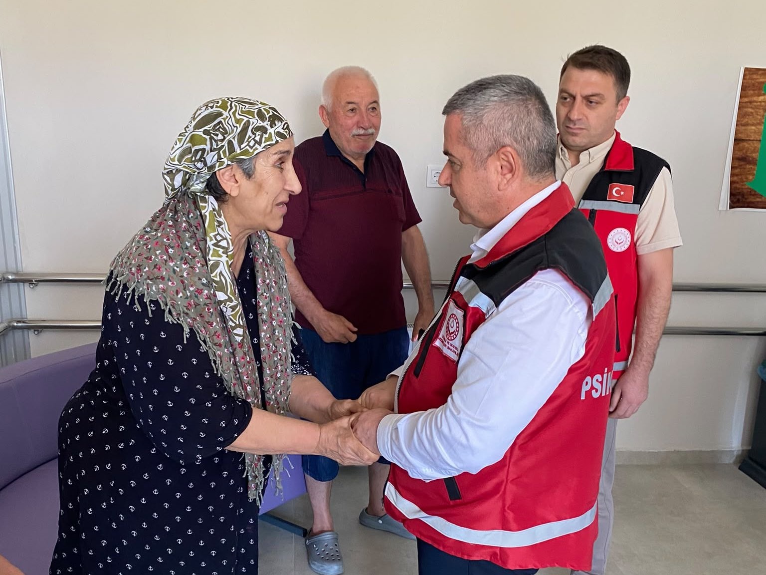 İl Müdürümüz Sayın Naci Yılmaz, Kadirli Huzurevi Yaşlı Bakım ve Rehabilitasyon Merkezi Müdürlüğünü ziyaret ederek kuruluşta sunulan hizmetler hakkında bilgi aldı.