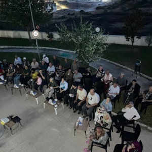 Büyüklerimizle Keyifli Bir Akşam: “Açık Hava Film Gösterimi” - fotoğraf 1