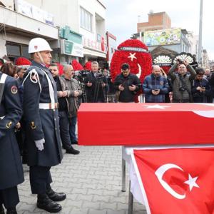 Bakan Selçuk, Aydınlı Şehidin Cenaze Törenine Katıldı - fotoğraf 3