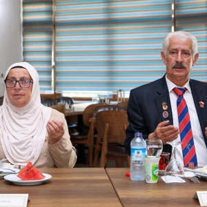 15 Temmuz Demokrasi ve Milli Birlik Günü anma etkinlikleri kapsamında yemek programı icra edilmiştir. - fotoğraf 7