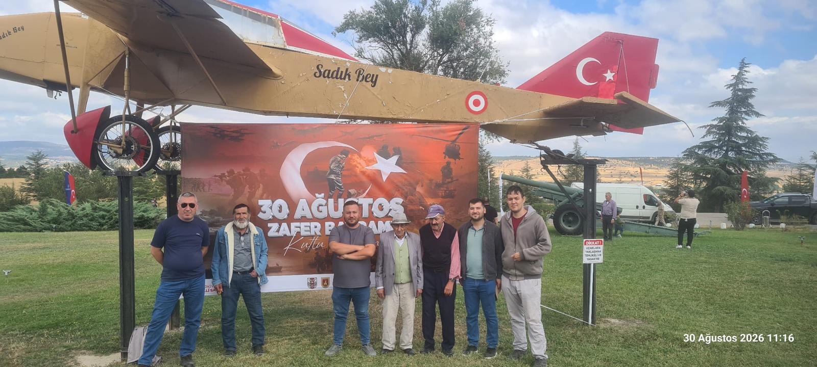 Sandıklı Hüseyin Develi Huzurevi 30 Ağustos Zafer Bayramını Çoşkuyla Kutladı.