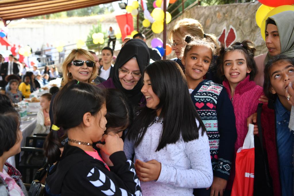 Bakan Selçuk: “Şartlı Eğitim Yardımından Faydalanan 300 Bini Aşkın Lise Öğrencisine Toplam 173 Milyon Ödeme Yaptık"