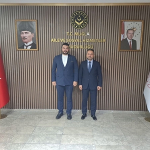 Milliyetçi Hareket Partisi (MHP) Menteşe İlçe Başkanı Sayın Kadir TÜRK ve beraberindeki yönetim kurulu üyeleri, İl Müdürümüz Sayın Mahmut SELÇUK’u makamında ziyaret etti. - fotoğraf 1