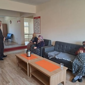 İl Müdürümüz Sayın Alper Alp, Akdağmadeni Huzurevimizde kıymetli büyüklerimizle bir araya geldi.  - fotoğraf 6