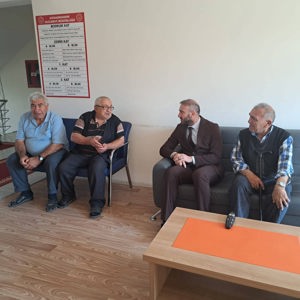 İl Müdürümüz Sayın Alper Alp, Akdağmadeni Huzurevimizde kıymetli büyüklerimizle bir araya geldi.  - fotoğraf 9