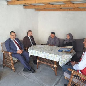 İl Müdürümüz Sayın Alper Alp, yaşayan tarihimiz, kahraman Kıbrıs Gazimiz Ahmet Batur’u ziyaret etti. - fotoğraf 3